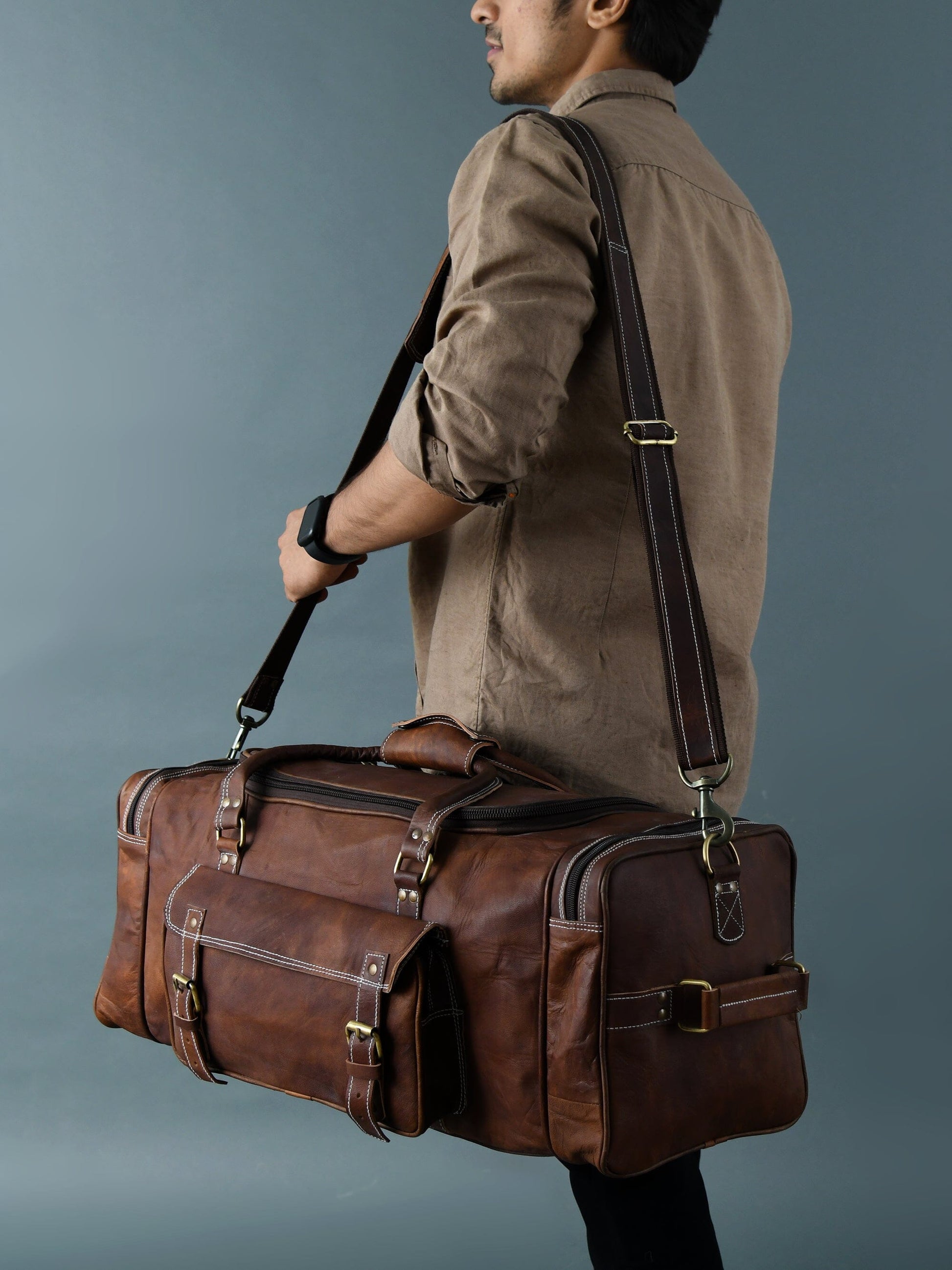 Traveler Weekender Duffle lifestyle shot